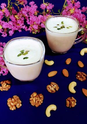 A picture of Dry Fruits Milk Shake.