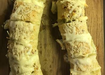 New Recipe Brie Stuffed Garlic Bread Yummy