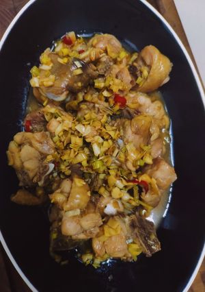 Hình của món Gà Kho Sả Ớt.