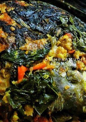 Foto resep Pepes: Ikan Woku Daun Ubi/Singkong (Pedas)