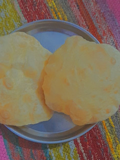 छोले भटूरे (chole bhature recipe in Hindi) रेसिपी मुख्य फोटो