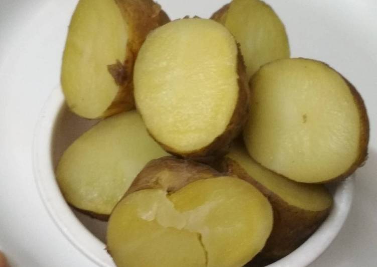 Steps to Prepare Ultimate Boiled potato in microwave
