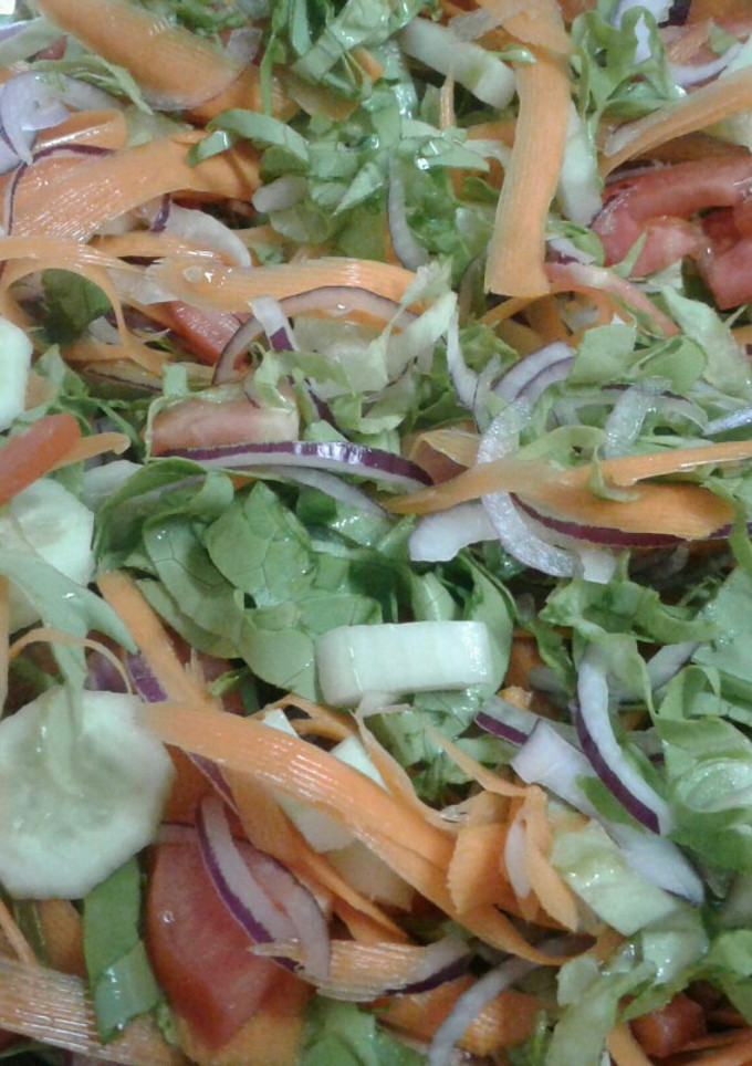 Una foto de Ensalada multicolor