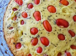 Una foto de Tarta de tomate 🍅 y queso 🧀 "Sin masa"