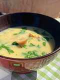 Sopa Thai pollo al coco