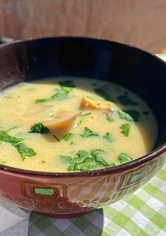 Una foto de Sopa Thai pollo al coco