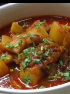 કાંદા બટાકા નું શાક(Kanda Bataka Shak Recipe In Gujarati) રેસીપી મુખ્ય ફોટો