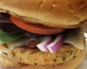 Fresh, Serving Recipe Brads spinach and feta salmon burgers with periperi sauce Delicious and Healthy