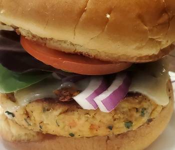 Without Fail Make Recipe Brads spinach and feta salmon burgers with periperi sauce Home Style