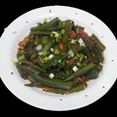 A picture of Spicy schezwan bhindi.