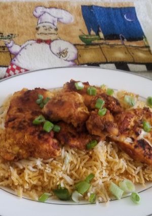صورة لوصفة رز بخاري بالدجاج