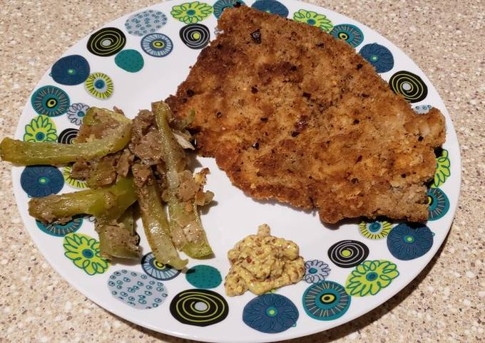 Griddle Wienerschnitzel with fixins