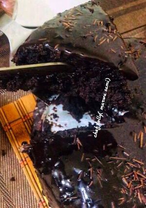 صورة لوصفة كيك شوكليت بصوص إقتصادي روووعه