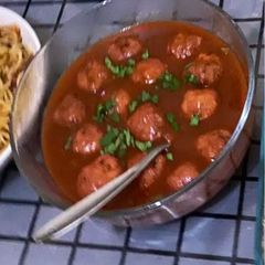 A picture of Chicken manchurian.