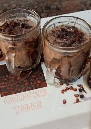 ઓરિયો થીક શેક (Oreo Thick Shake Recipe In Gujarati) રેસીપી મુખ્ય ફોટો