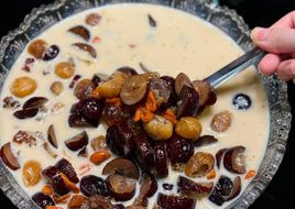 Chè dưỡng nhan Ngô Thanh Hoa