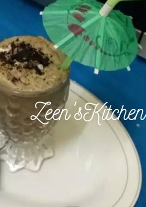 A picture of Oreo Coffee Frappucino.