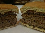 A picture of cheeseburger