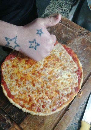 Una foto de Pizza Con Muzza!