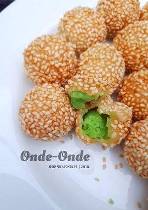 Foto resep Onde-Onde Kacang Hijau Pandan
