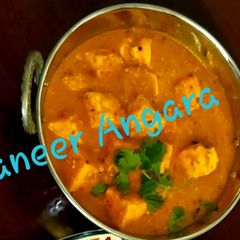 Paneer Angara (No onion and garlic) with Naans A picture of Paneer Angara (No onion and garlic) with Naans.