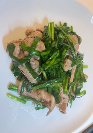 韭菜炒肉片 的食譜成品照片
