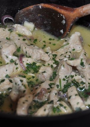 Une photo de Emincé de dinde au curry et lait de coco (IG bas)
