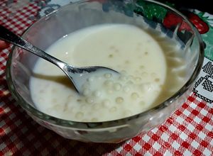 Una foto de Sagu de leche (bolitas de tapioca)