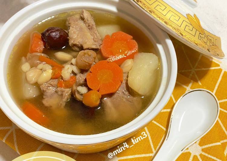 Soup Paikut Pear (Non- Halal)