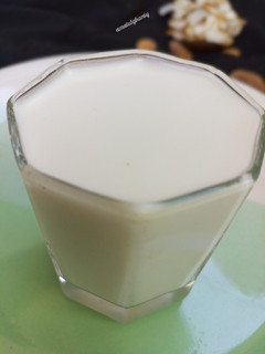 A picture of Homemade Almond Milk.