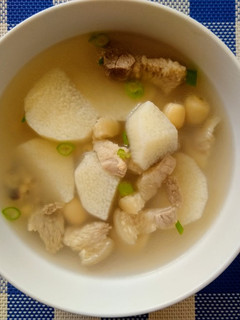 山藥豬四神湯 的食譜成品照片
