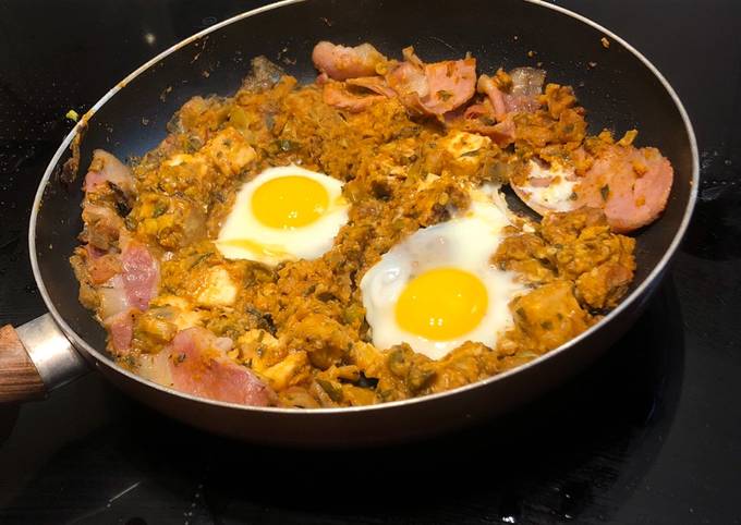 Leftover curry breakfast hash