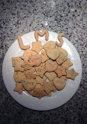 Una foto de Galletas de chispas de colores🍪🎉❤️