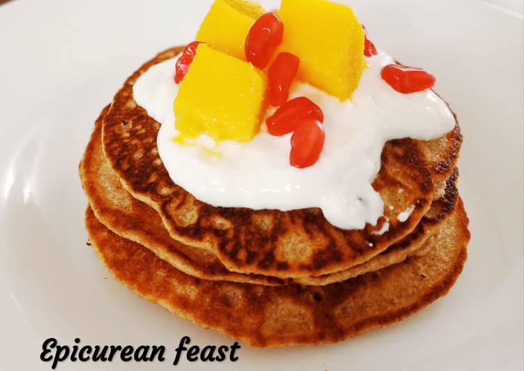 Eggless whole-wheat cinnamon pancakes
