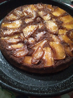 Una foto de Tarta de manzana invertida❤🍎
