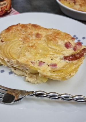 Une photo de °Gratin de jambon à la cancoillotte°