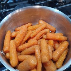 A picture of Sugar Glazed Carrots.