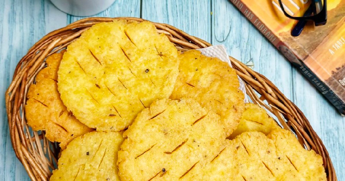 Farsi Puri Recipe by spicequeen - Cookpad