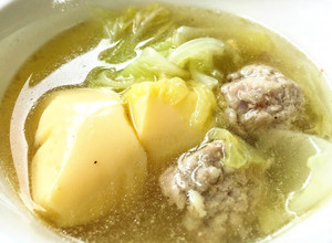 รูปของ แกงจืดหมูสับผักกาดขาวเต้าหู้ไข่