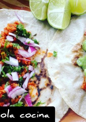 A picture of SOY AL PASTOR TACOS 🧡.
