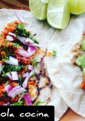 Una foto de TACOS DE SOYA AL PASTOR 🧡