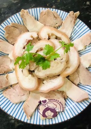 Hình của món Chân giò luộc.