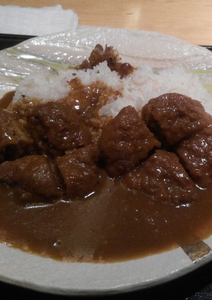新鮪魚漢堡咖哩醬 的食譜成品照片