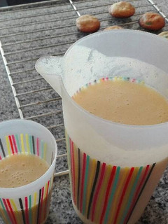 Una foto de Batido de plátano, piña y melocotón🍍