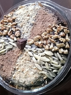 عکسی از دستور کیک یخچالی با بیسکوییت پتی بور