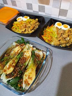 Una foto de Ramen con contramuslos de pollo