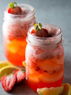 A picture of Sun Baked Strawberry Lemonade.