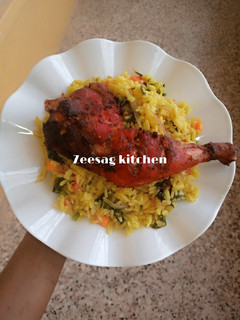 Spinach rice and tandoori chicken ainihin hoton girkin