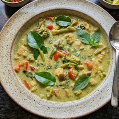A picture of Thai Green Curry (Chicken).