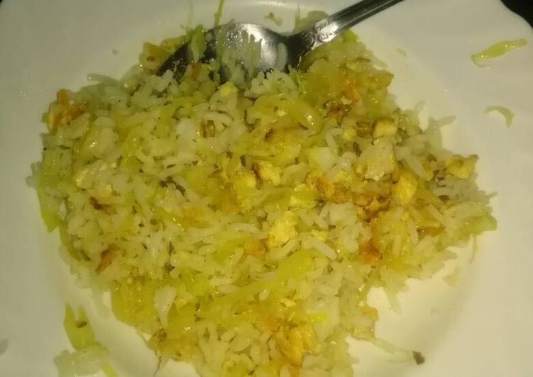 Rice eggs and cabbage